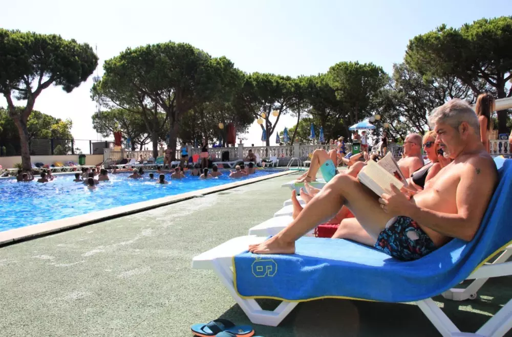 Camping Roca Grossa by Viajes Velero  3 étoiles★★★