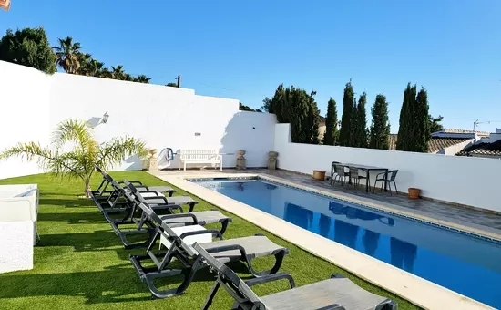 Maison de Vacances Calp 135