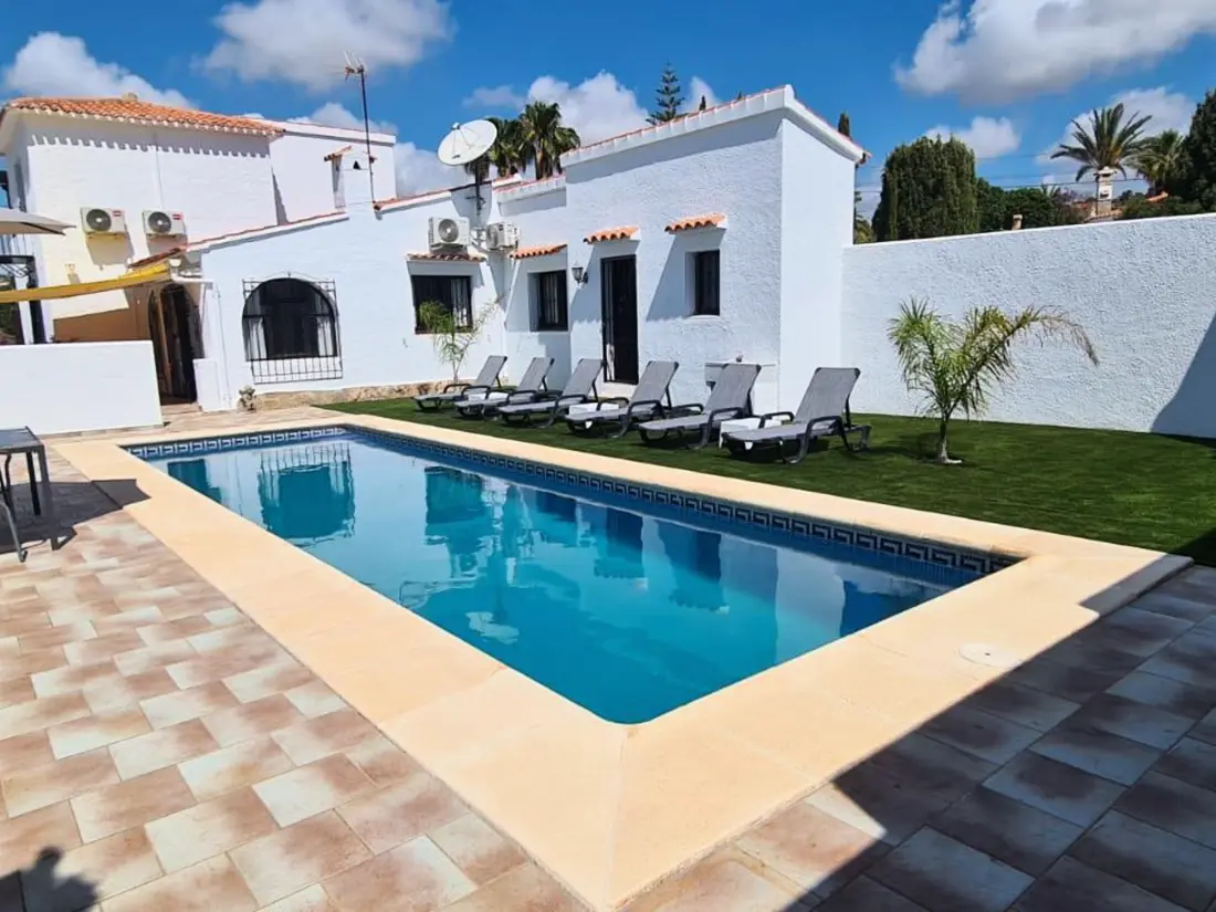 Maison de Vacances Calp 135