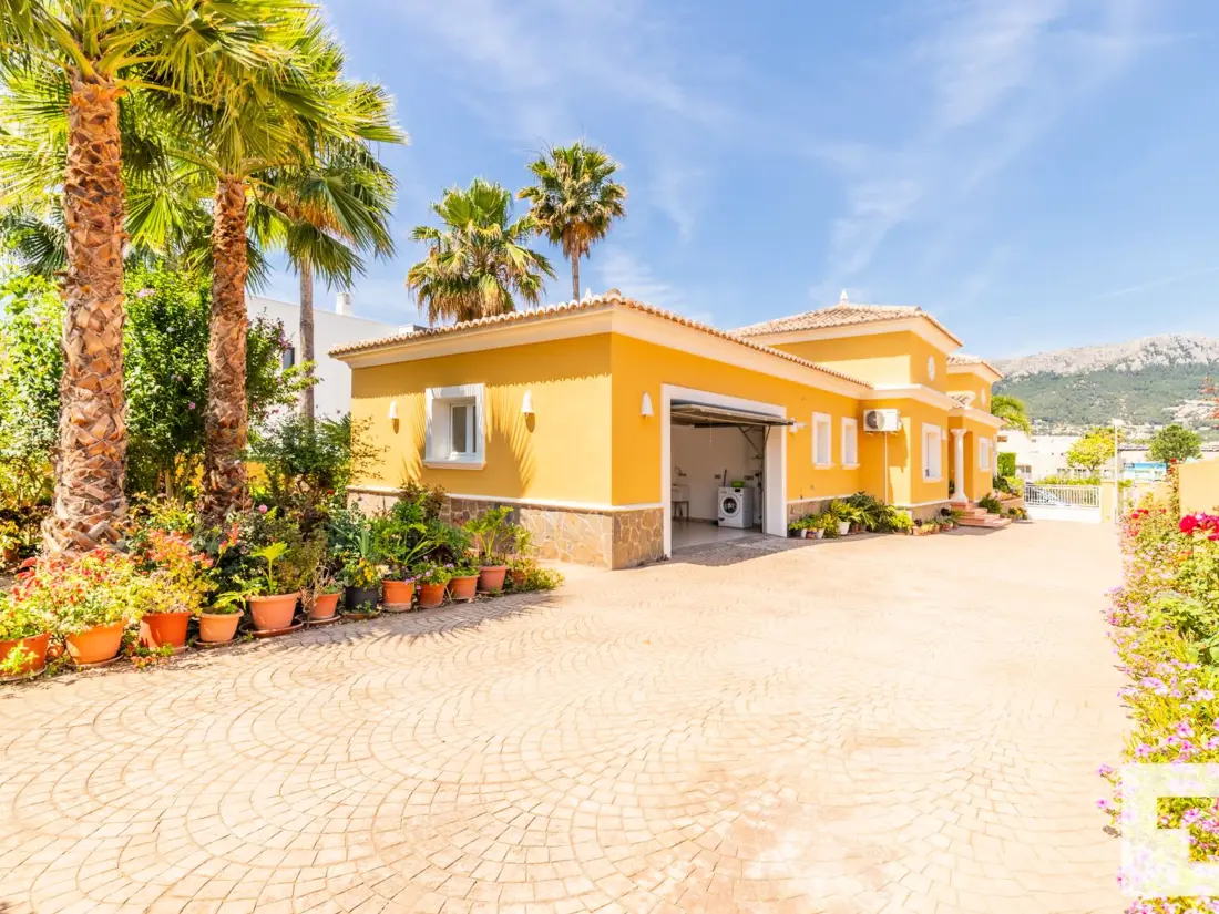 Maison de Vacances Calp 155