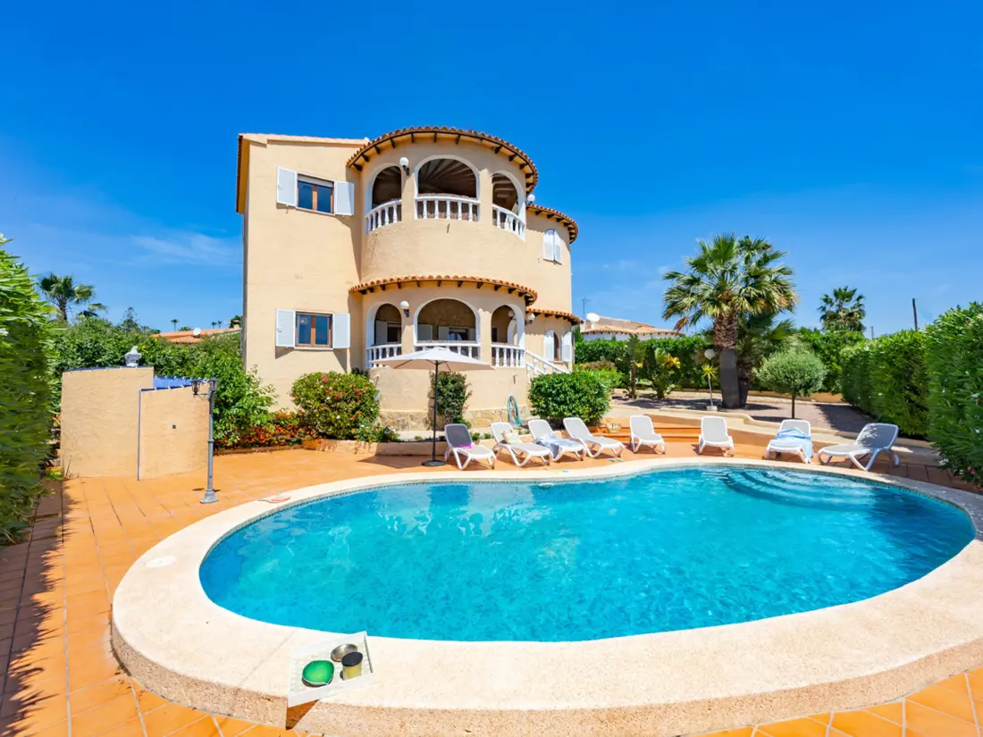 Maison de Vacances Calp 222