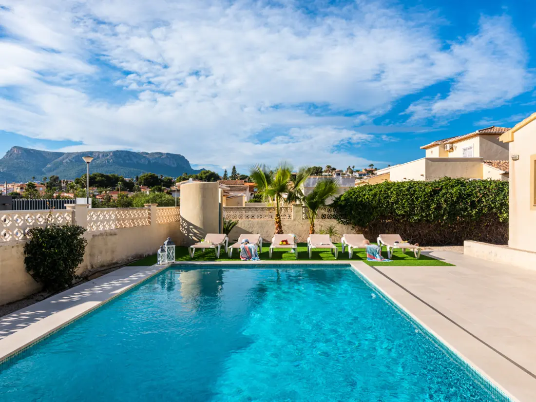 Maison de Vacances Calp 245