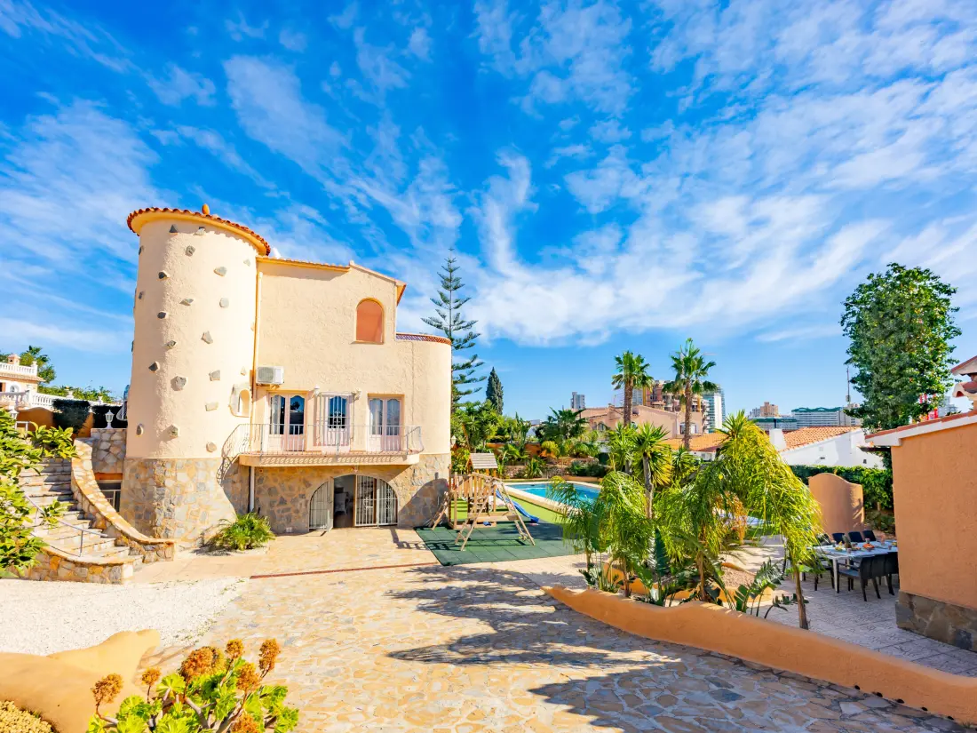 Maison de Vacances Calp 248