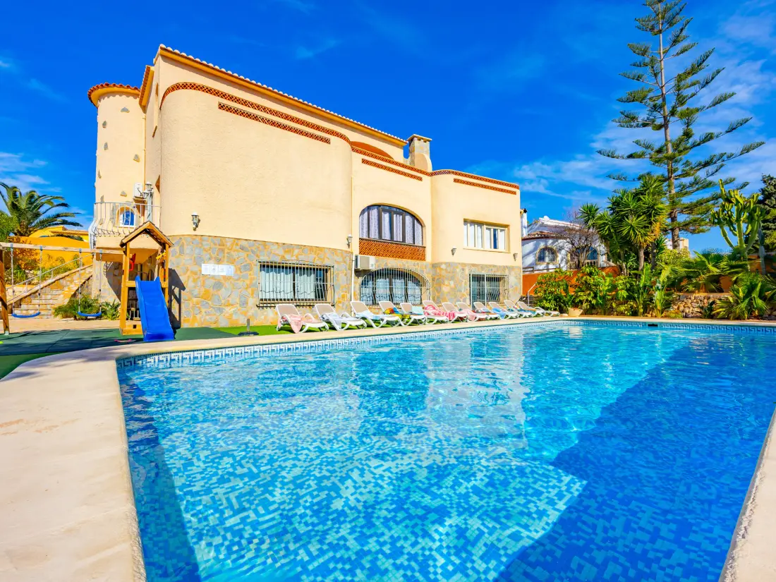 Maison de Vacances Calp 248