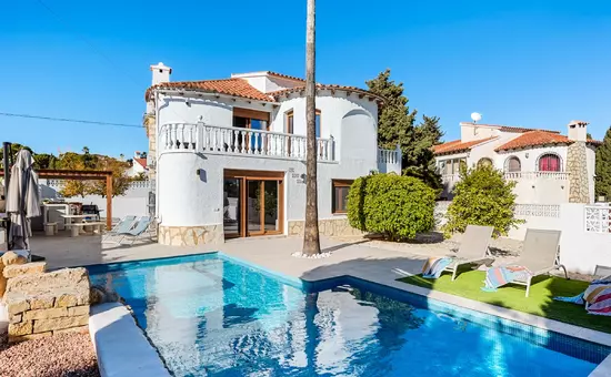 Maison de Vacances Calp 253