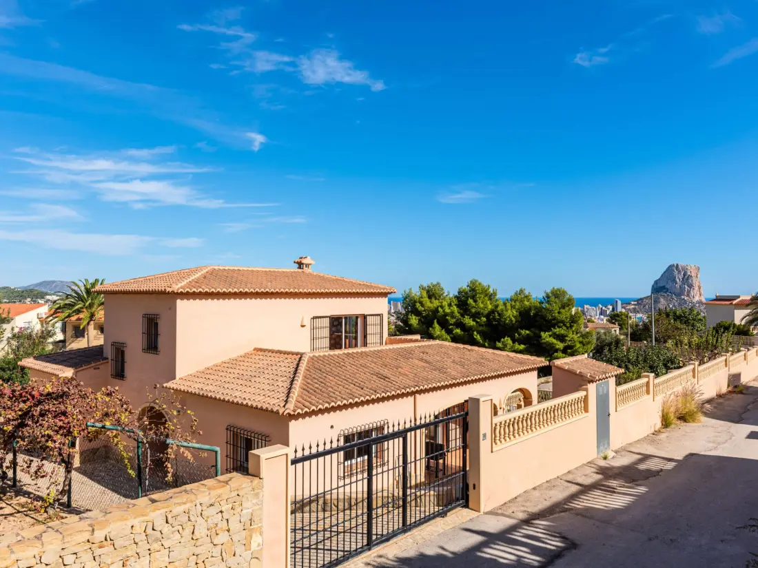 Maison de Vacances Calp 305