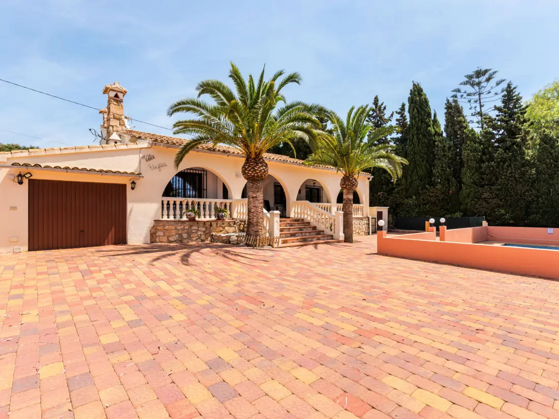 Maison de Vacances Calp 327