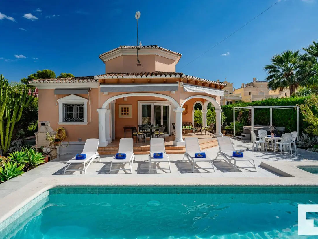 Maison de Vacances Calp 378