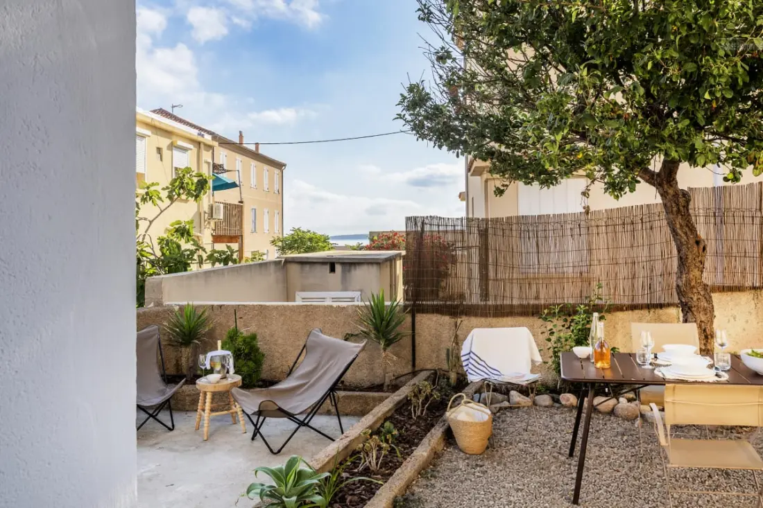 Casa François – Appartement Rénové à 100 M De La Plage De Calvi