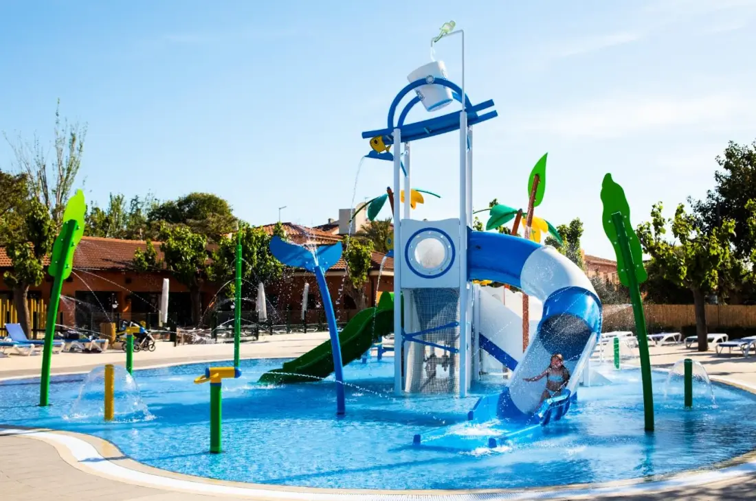 Camping La Llosa by Viajes Velero