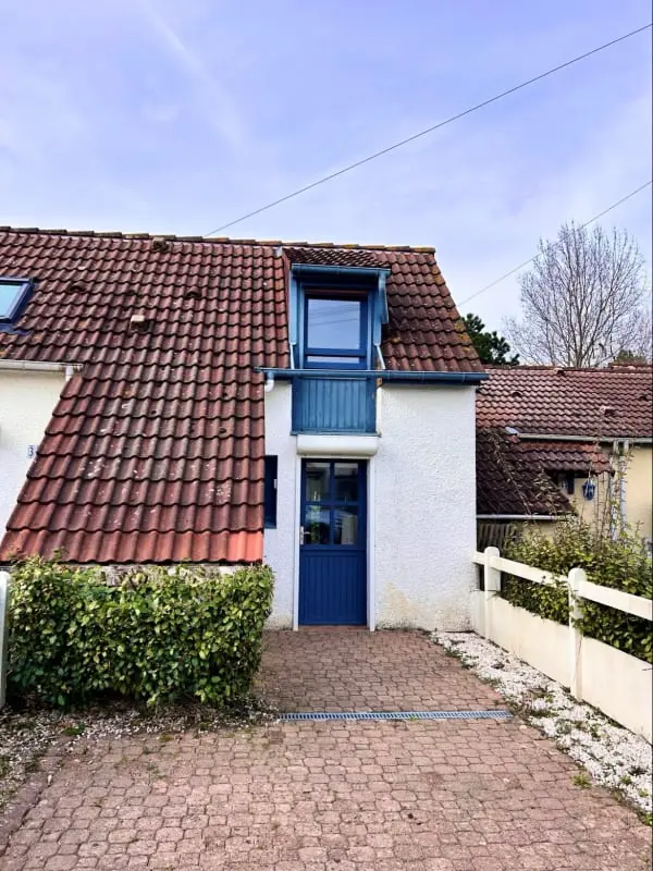 Maisonnette Lumineuse Avec Terrasse Et Jardin