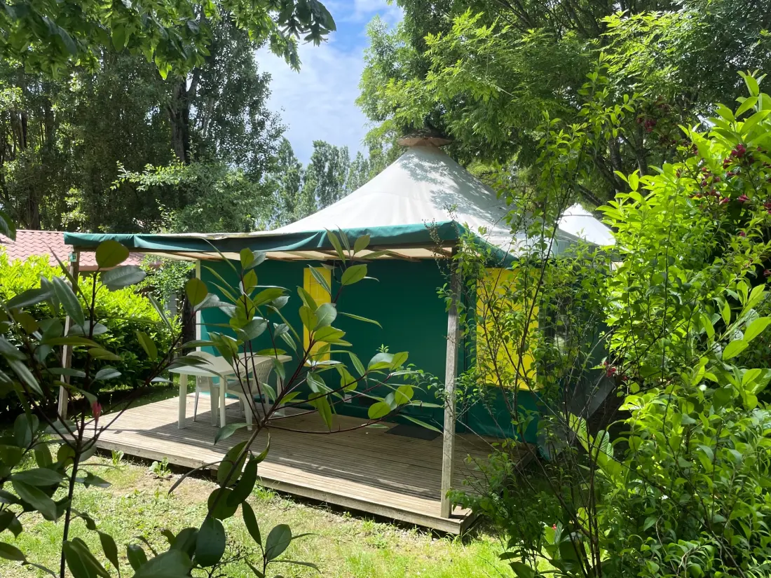 Flower Camping LA PIBOLA 3 étoiles★★★