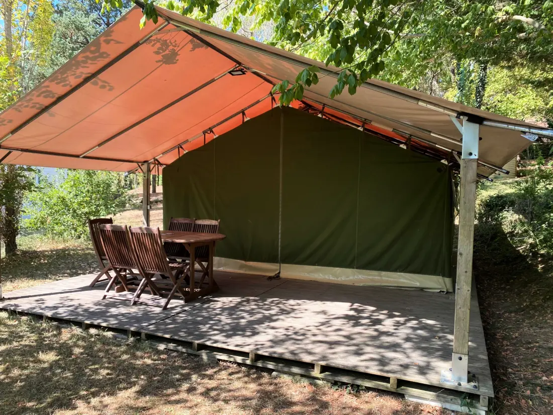 Flower Camping LA PIBOLA 3 étoiles★★★