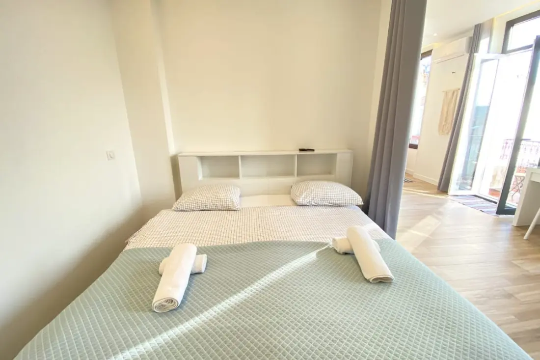 06cj : Bel Appartement Au Coeur De Cannes