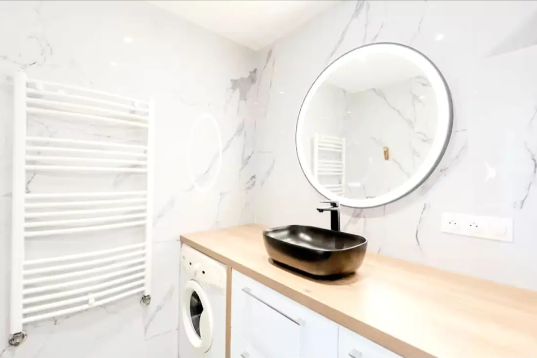 Appartement Avec Balcon Et Parking Privé à Cannes