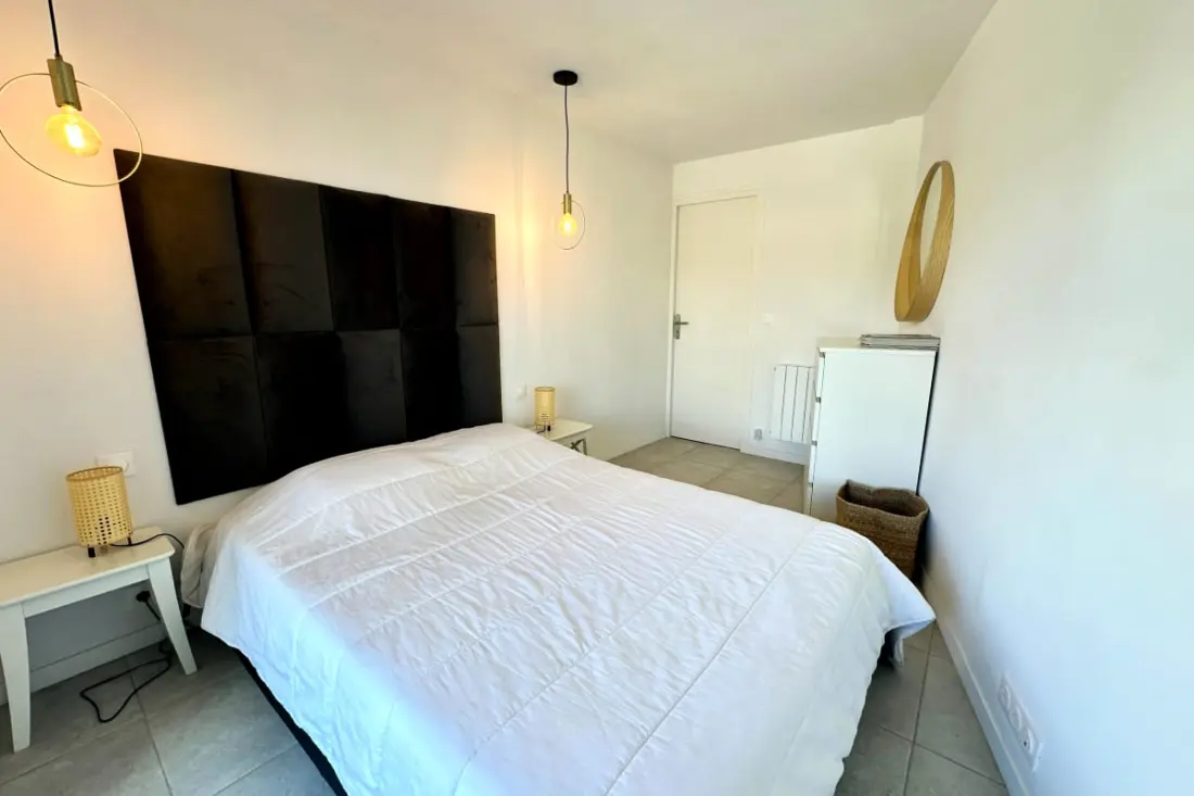Appartement Chaleureux Avec Terrasse à Cannes