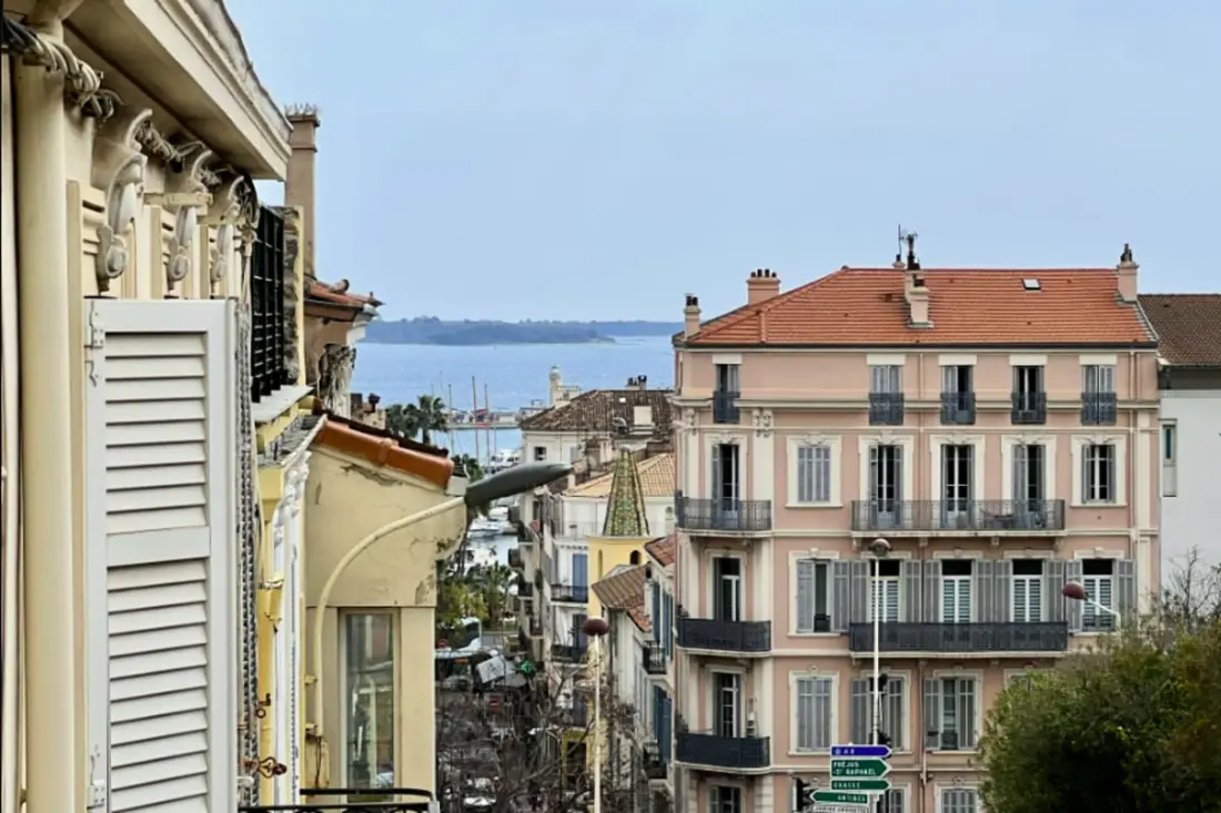Cannes : Appartement 38m² Vue Mer, Proche Centre