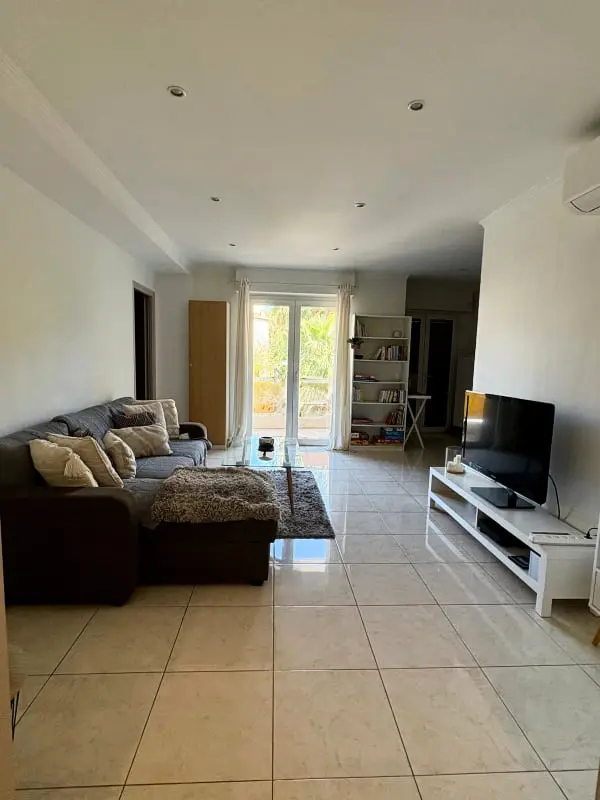 Cannes Centre – Grand 3 Chambres Avec Terrasse