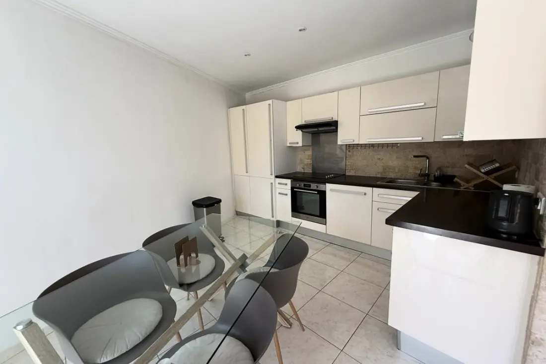 Cannes Centre – Grand 3 Chambres Avec Terrasse