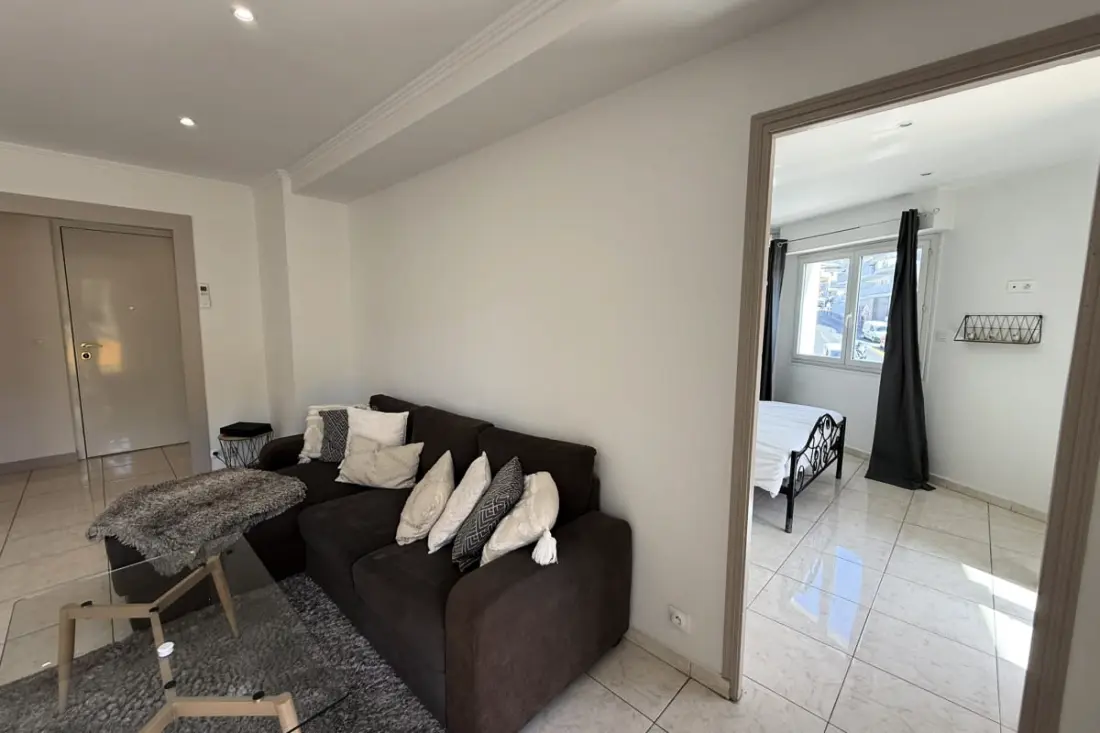 Cannes Centre – Grand 3 Chambres Avec Terrasse