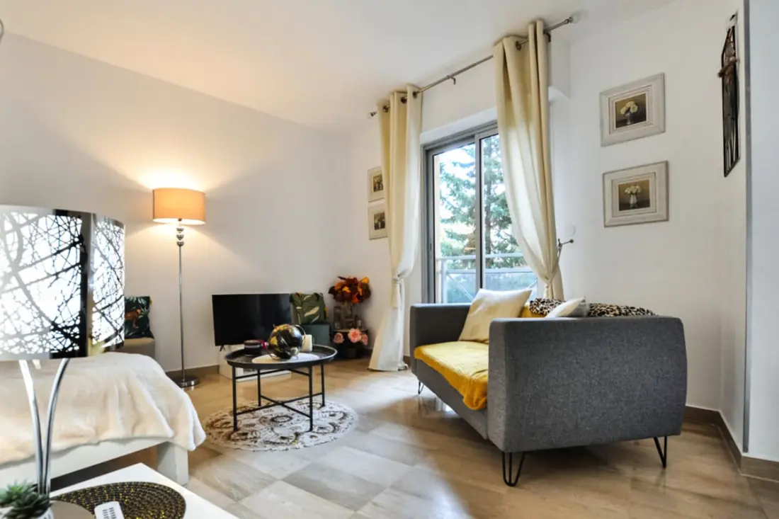 Joli Studio Pour Deux, Proche Des Plages De Cannes