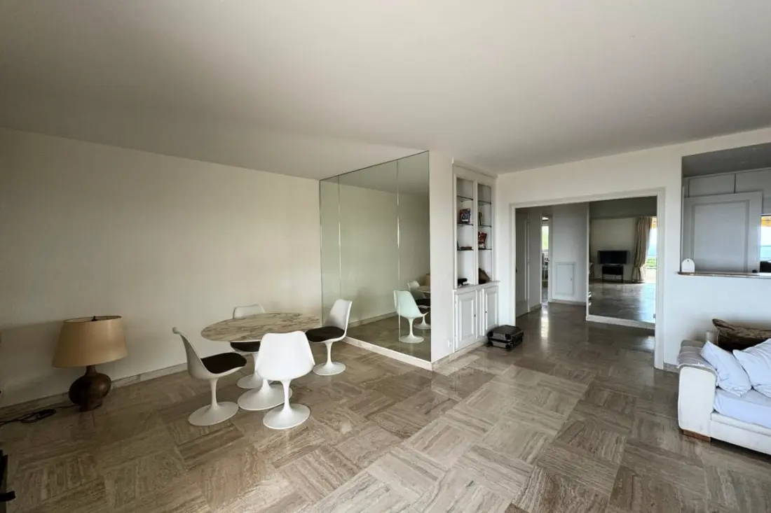 Appartement Avec Vue Exceptionnelle Sur La Mer