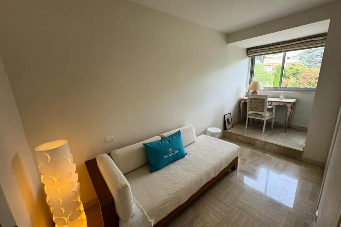 Appartement Avec Vue Exceptionnelle Sur La Mer