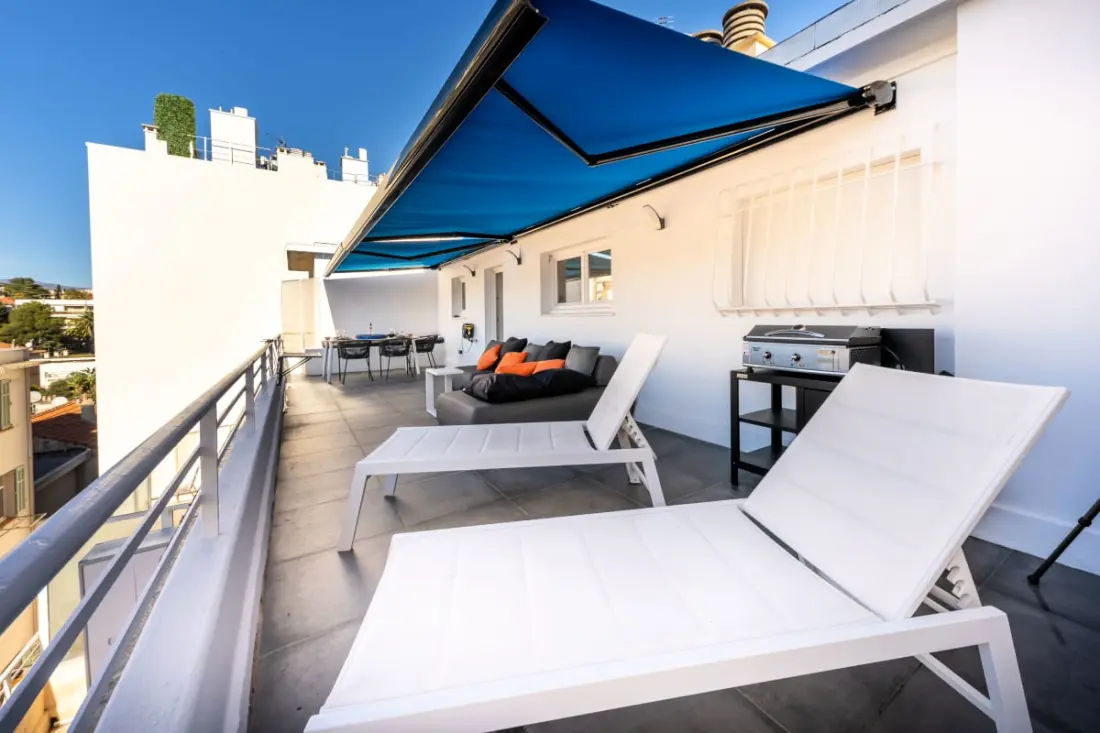 06az - Appartement Avec Terrasse 10min Du Palais