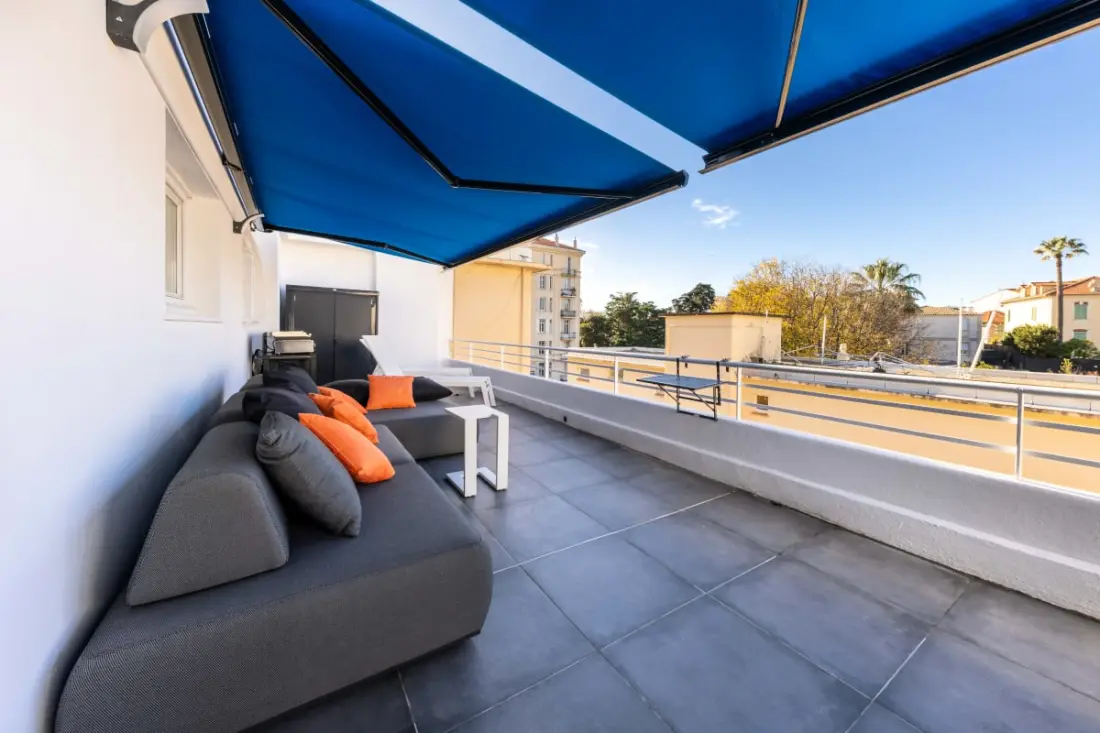 06az - Appartement Avec Terrasse 10min Du Palais