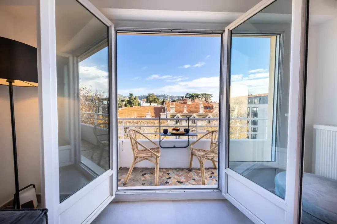 06az - Appartement Avec Terrasse 10min Du Palais