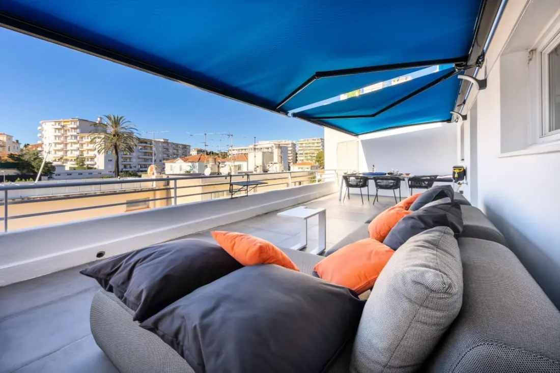 06az - Appartement Avec Terrasse 10min Du Palais