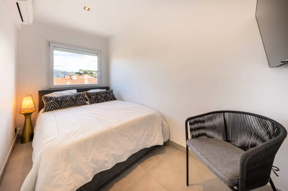 06az - Appartement Avec Terrasse 10min Du Palais