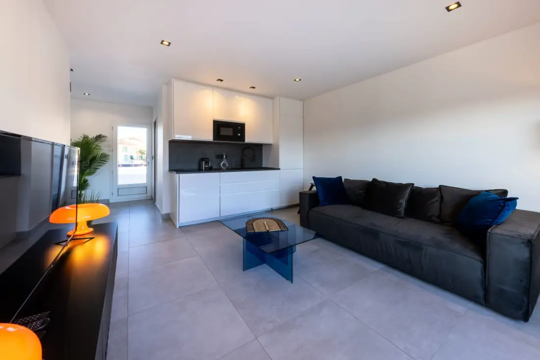 06az - Appartement Avec Terrasse 10min Du Palais