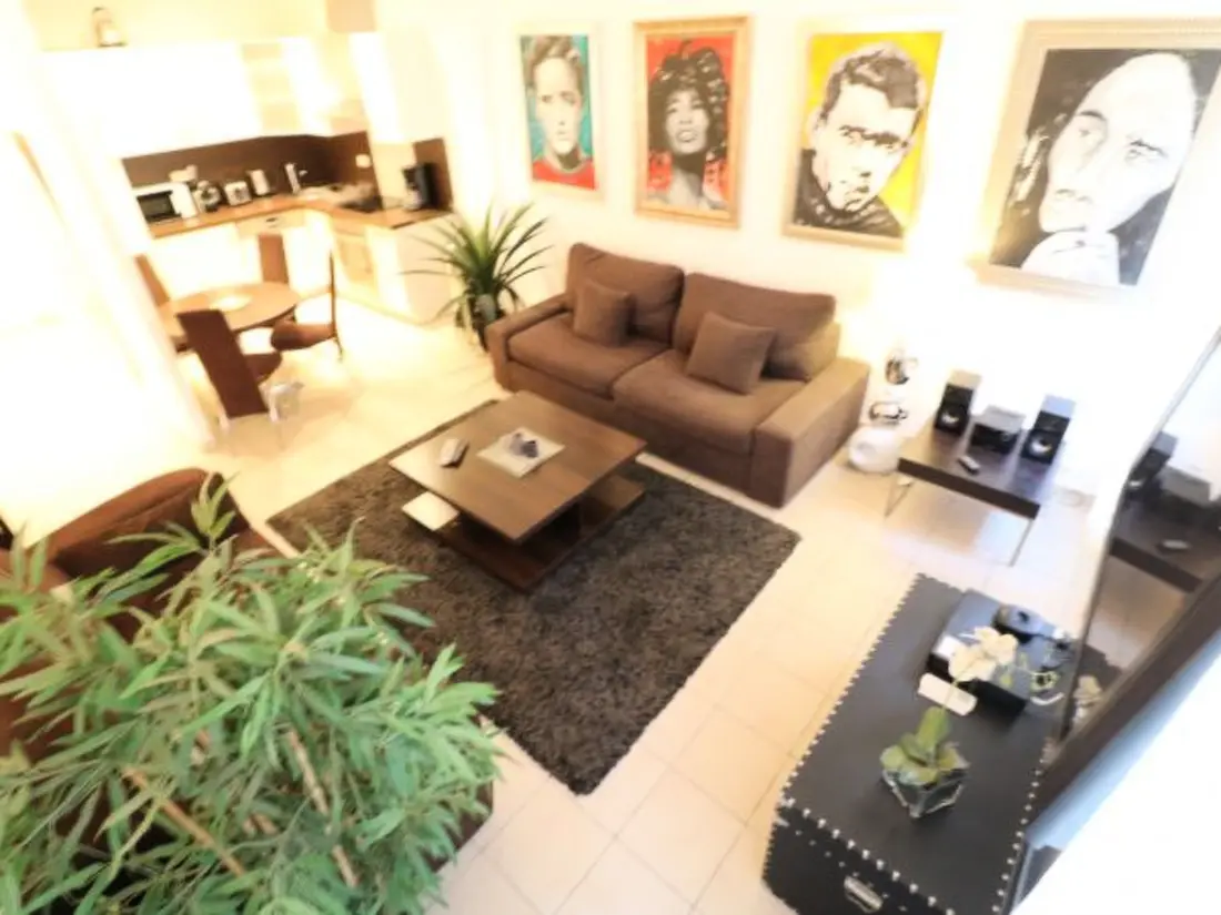 Résidence 1 bedroom, 2 mins from the Palais. Joffre 263