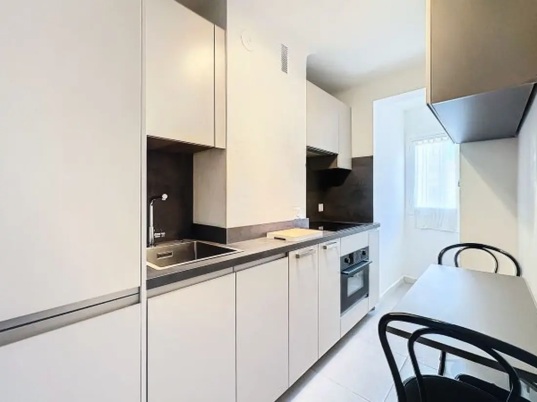 Résidence 1 bedroom Latour Maubourg 245