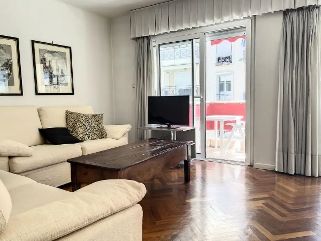 Résidence 1 bedroom Latour Maubourg 245