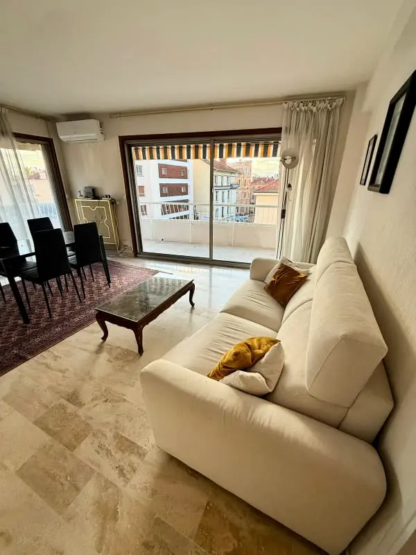 Résidence 🌟 Spacieux T3 Avec Terrasse – Cannes Centre, à Deux Pas De La Croisette 🌴