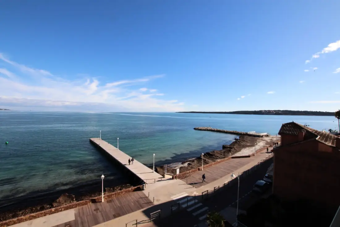 Résidence 2 Chambres 80 M2 Face à La Mer Dans Le Quartier Résidentiel De Palm Beach
