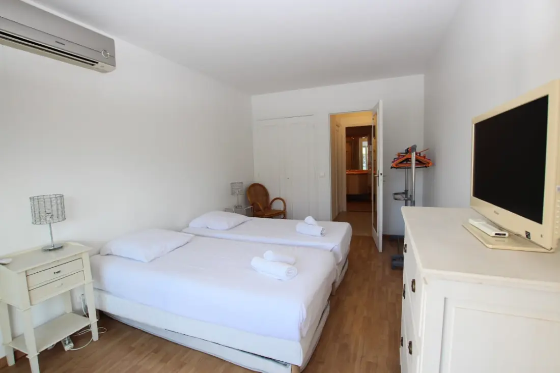 Résidence 2 Chambres 80 M2 Face à La Mer Dans Le Quartier Résidentiel De Palm Beach