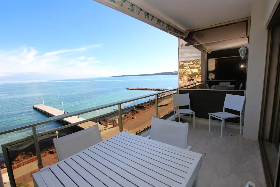 Résidence 2 Chambres 80 M2 Face à La Mer Dans Le Quartier Résidentiel De Palm Beach