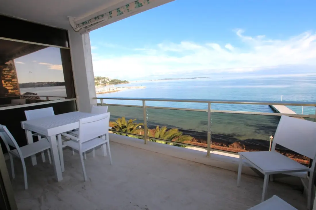 Résidence 2 Chambres 80 M2 Face à La Mer Dans Le Quartier Résidentiel De Palm Beach