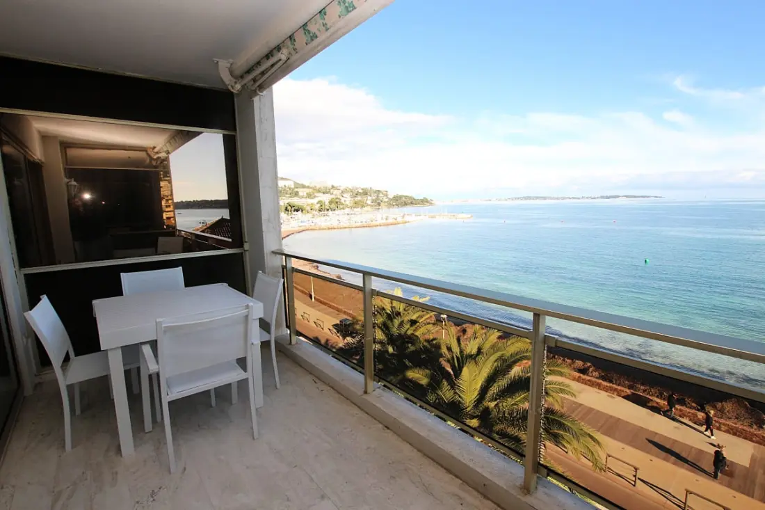 Résidence 2 Chambres 80 M2 Face à La Mer Dans Le Quartier Résidentiel De Palm Beach