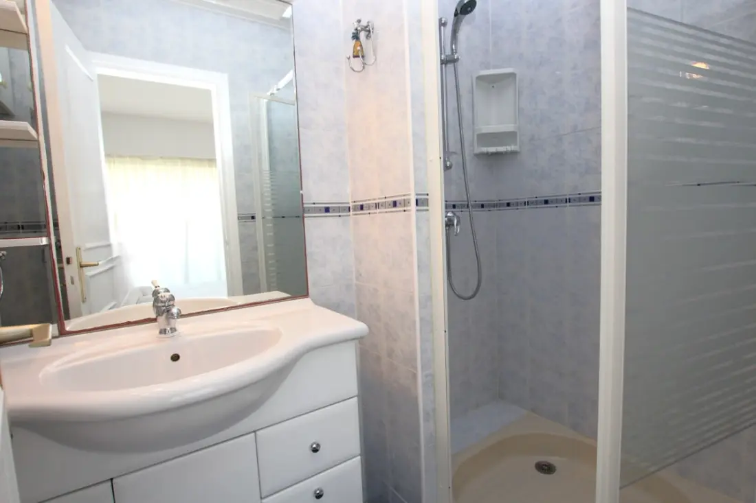 Résidence 2 Chambres 80 M2 Face à La Mer Dans Le Quartier Résidentiel De Palm Beach