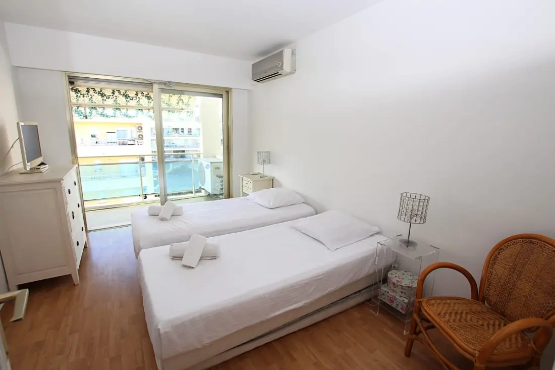 Résidence 2 Chambres 80 M2 Face à La Mer Dans Le Quartier Résidentiel De Palm Beach