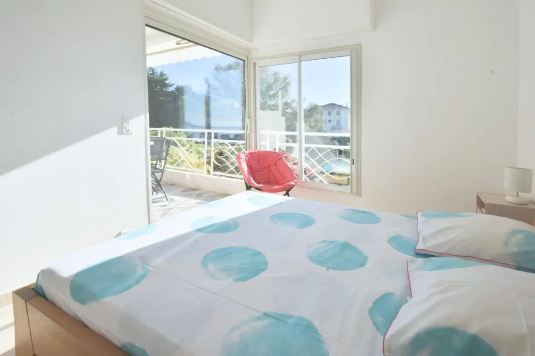 Résidence 2p Avec Terrasse, Vue Mer, Piscine Et Parking