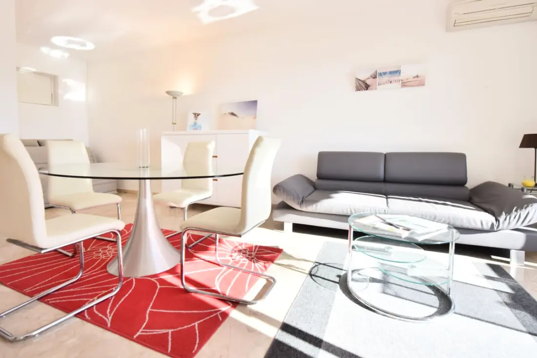 Résidence 2p Avec Terrasse, Vue Mer, Piscine Et Parking