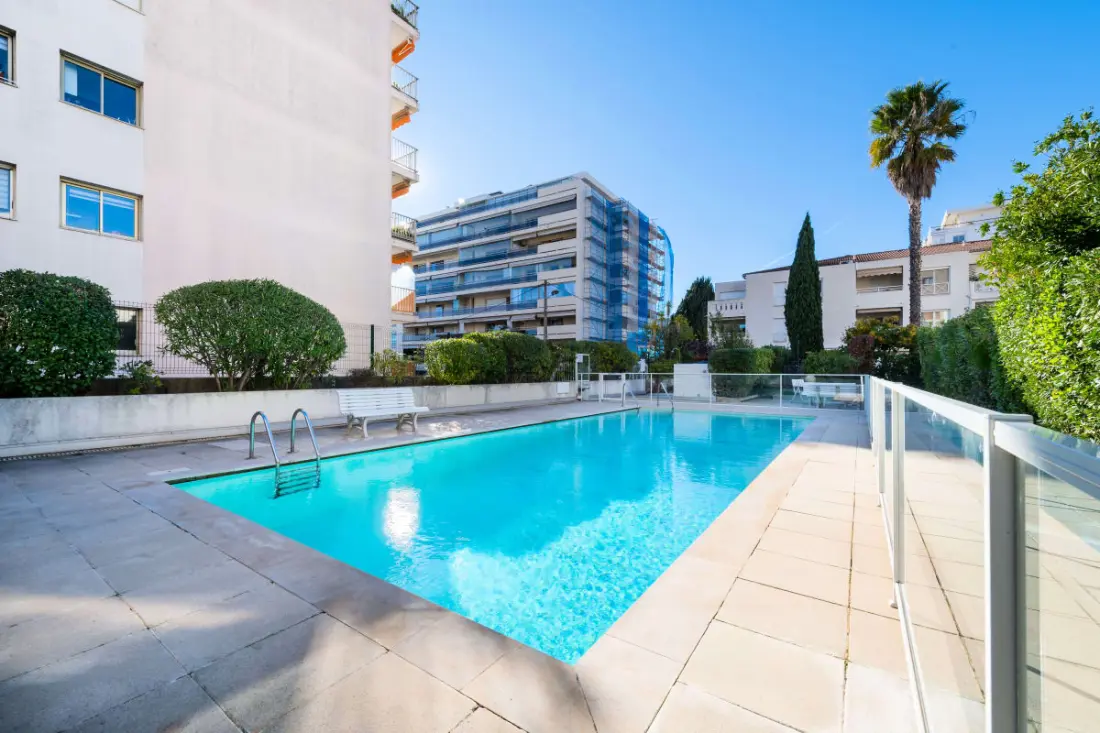 Résidence 2p Cannes Est, Résidence Avec Piscine