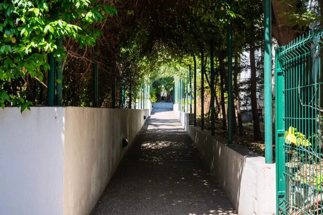 Résidence 2p Rez-de-jardin Avec Piscine – Calme, Parking Privé