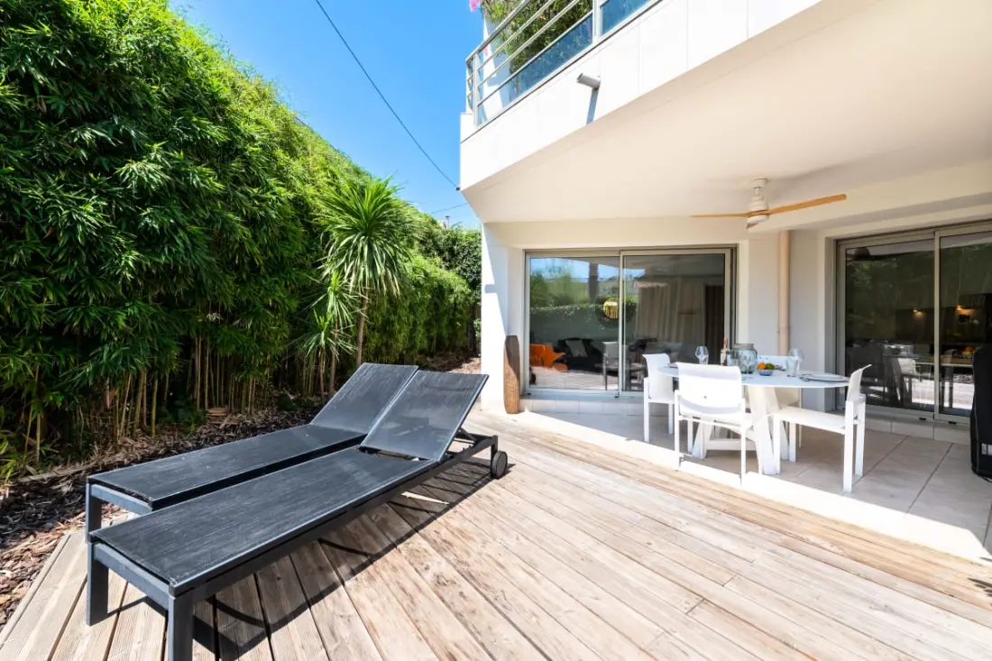 Résidence 2p Rez-de-jardin Avec Piscine – Calme, Parking Privé