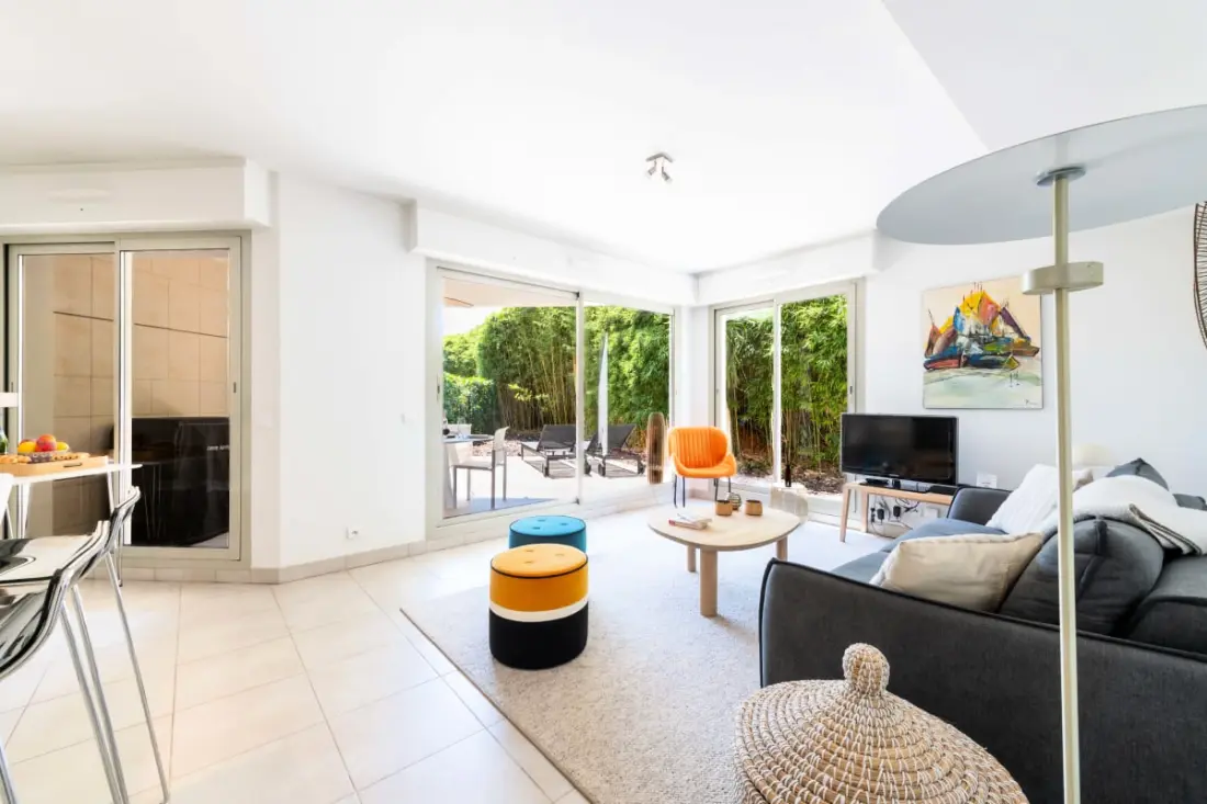 Résidence 2p Rez-de-jardin Avec Piscine – Calme, Parking Privé